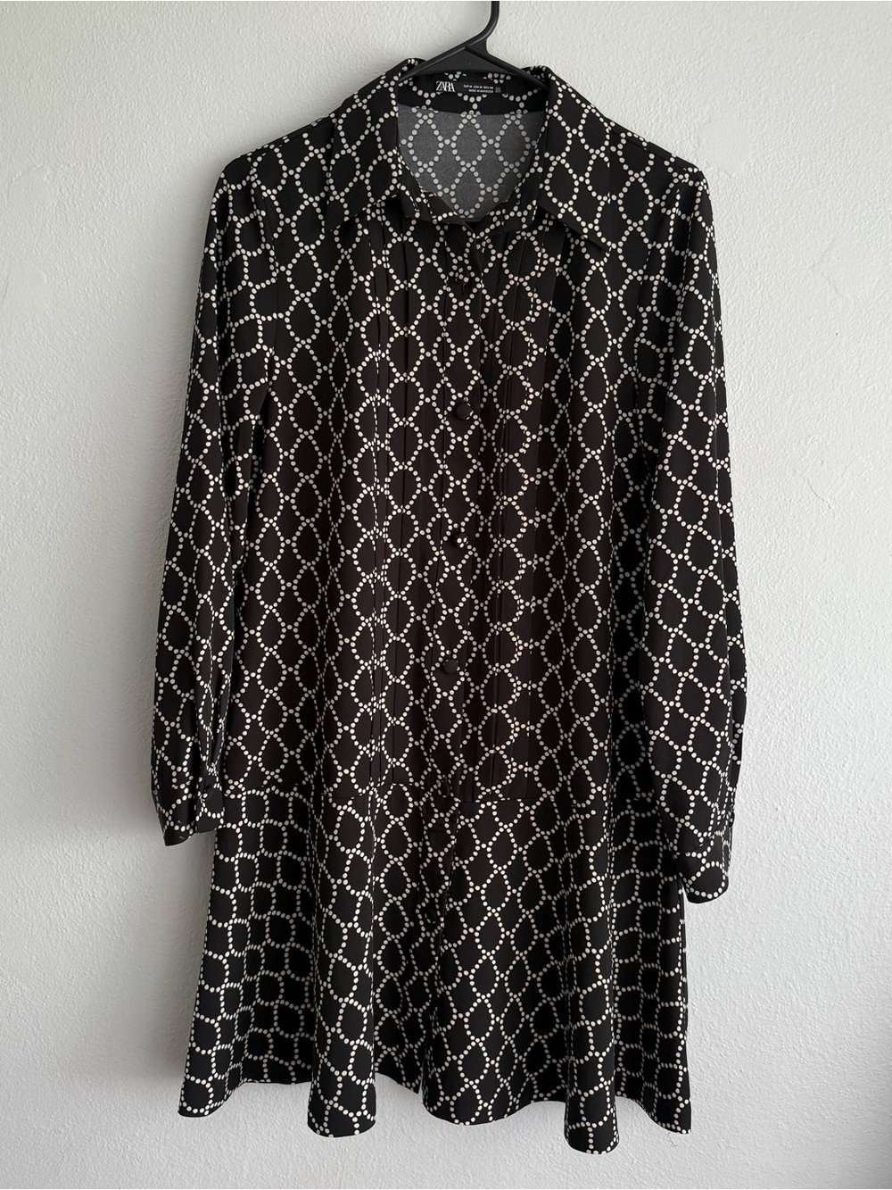 Zara Black Long-Sleeve Shirt Dress with White Chain Dot Pattern - Size Medium